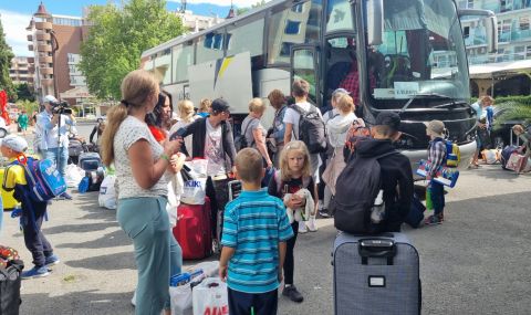 Връщат част от украинските бежанци по “Черноморието”