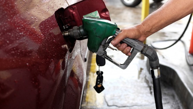 Отстъпката за горивата може да стане 75 стотинки.