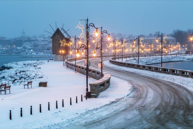 Помните ли зимата на 2016 в Несебър ? Завръща се! Синоптици вещаят сурова зима