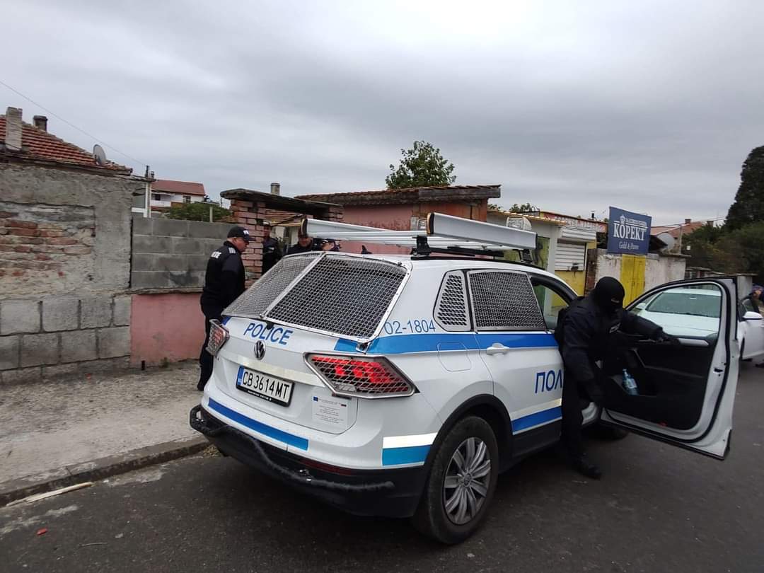 17 души са задържани в Бургаско за купуване на гласове