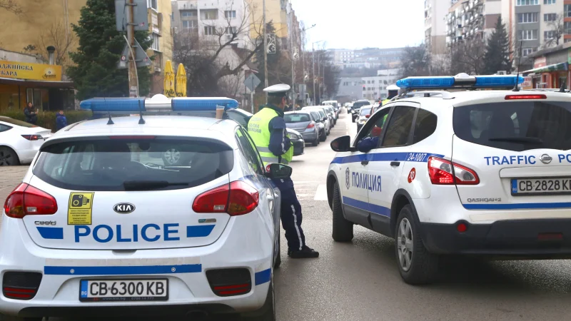 Отвлякоха сина на полицейски началник, България е под блокада